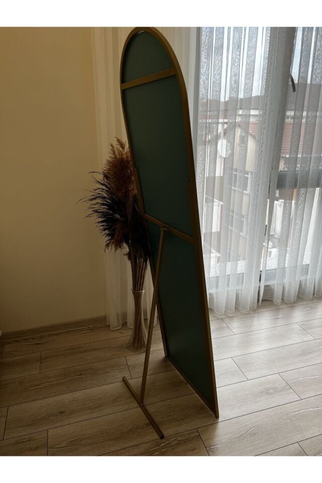 Metal Çerçeve Gold Oval Ayaklı Boy Aynası 50x160