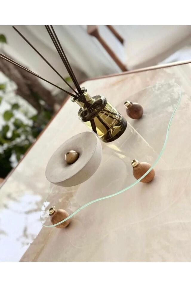 3 Top Ayaklı Asimetrik Cam Sunum Tabağı / Organizeri 20x30