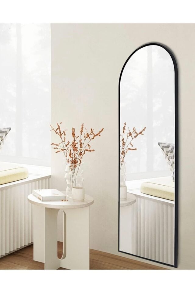 Duvara Monte Siyah Metal Çerçeve Oval Boy Aynası 65x180