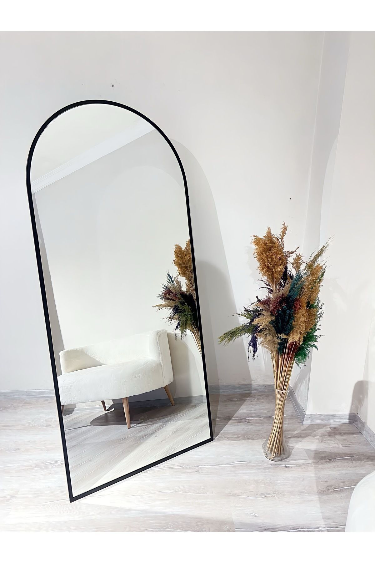 Metal Çerçeve Siyah Oval Ayaklı Boy Aynası 80x180