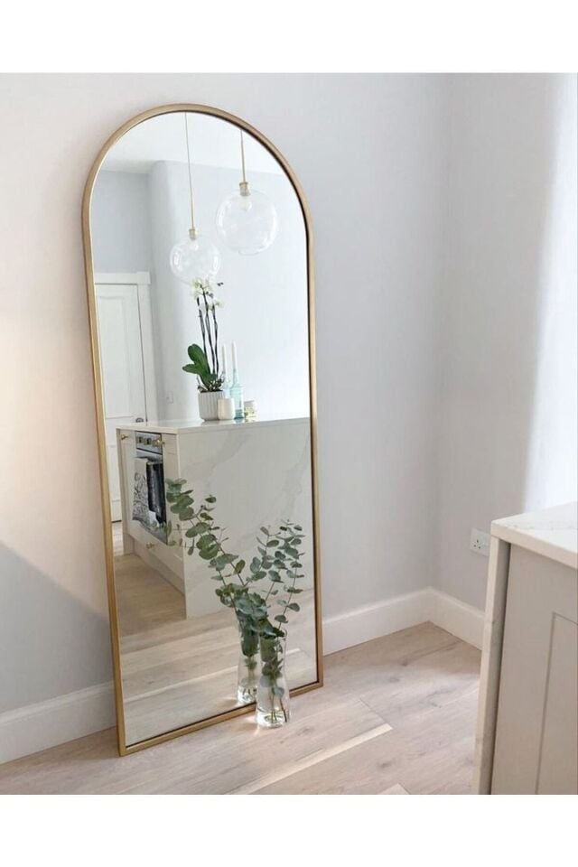 Duvara Monte Gold Metal Çerçeve Oval Boy Aynası 65x180