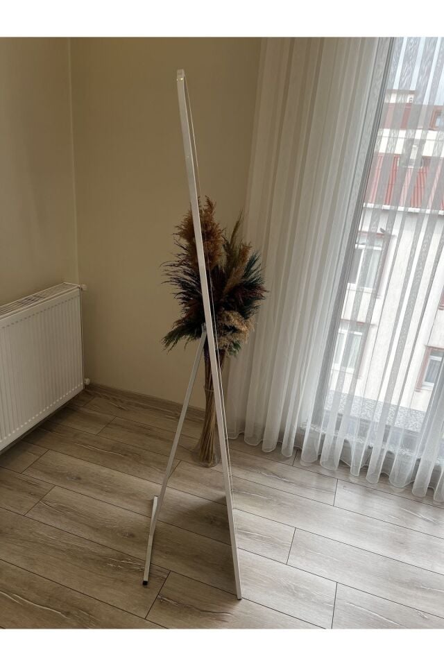 Metal Çerçeve Beyaz Oval Ayaklı Boy Aynası 50x160