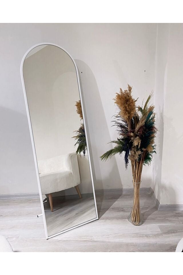 Metal Çerçeve Beyaz Oval Ayaklı Boy Aynası 50x160