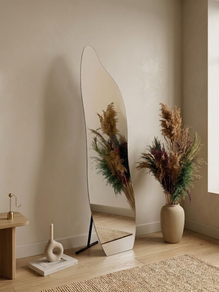 Ayaklı Asimetrik Boy Aynası 50x160 cm